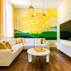 Hollyhock Suite 513: 5 beds/2 bath