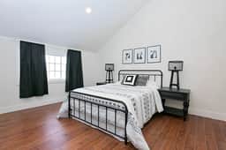 Cottage Park Carriage House. Rest & Explore with Hollyhock - Image 3