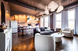 The Churchill Suite  8 Beds/4 baths