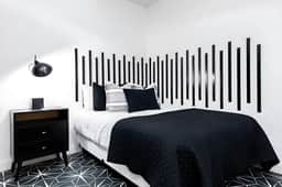 Hollyhock Suite 409: 1 bed/1 bath