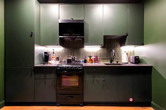 Hollyhock Suite 505: 2 beds/1 bath