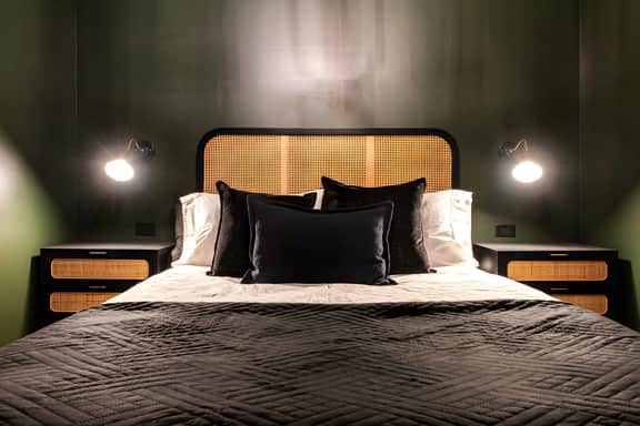 Hollyhock Suite 505: 2 beds/1 bath