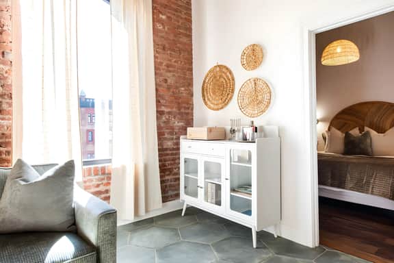 Hollyhock Suite 407: 3 bed /2 bath