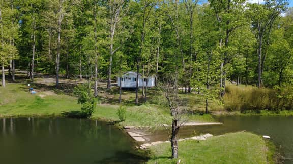 Lakeside Cottage Getaway on 50 acres of Gardens!