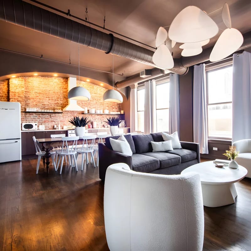 Hollyhock Suite 501: 4 bed/2 bath with soaking tub